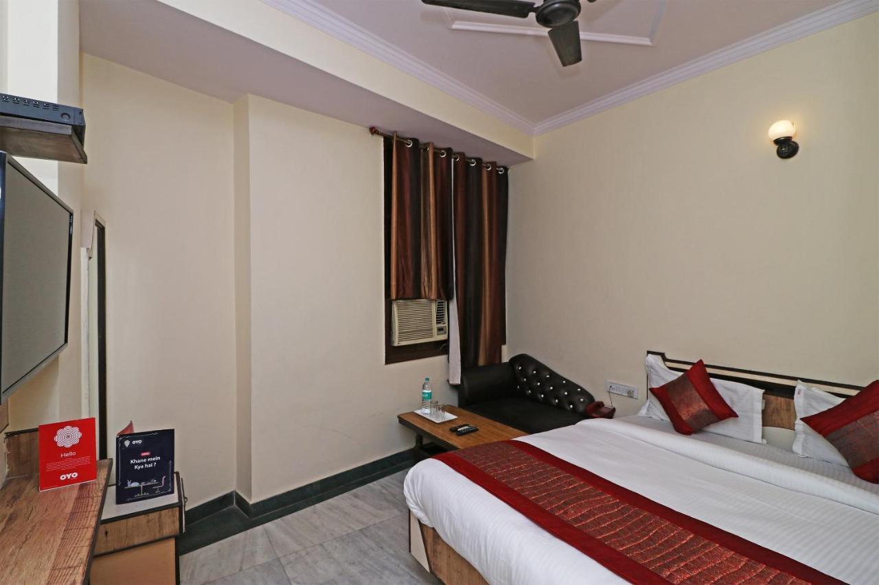 Oyo Hotel Silver Shine Near Gurudwara Shri Bangla Sahib Nueva Delhi Exterior foto